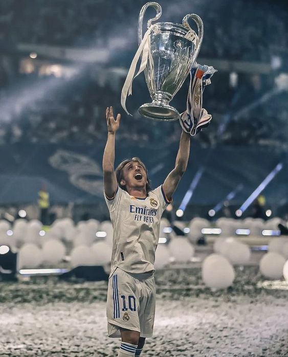Real Madrid Akan Melepas Luka Modric