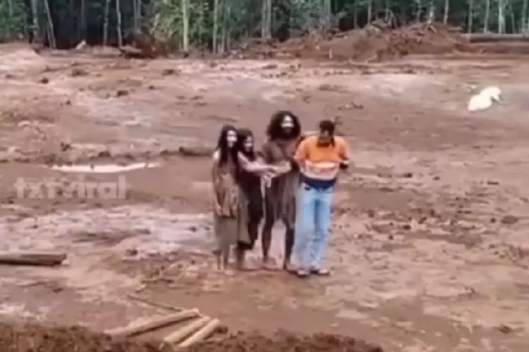 Suku Togutil Masuk Daerah Tambang di Maluku Utara