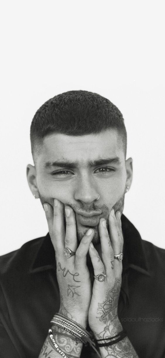 Zayn Malik Juga Minum Obat Batuk dari China