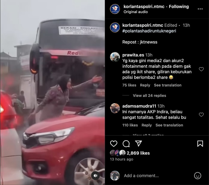 Viral Seorang Polwan di Tengah Hujan Mengatur Lalu Lintas
